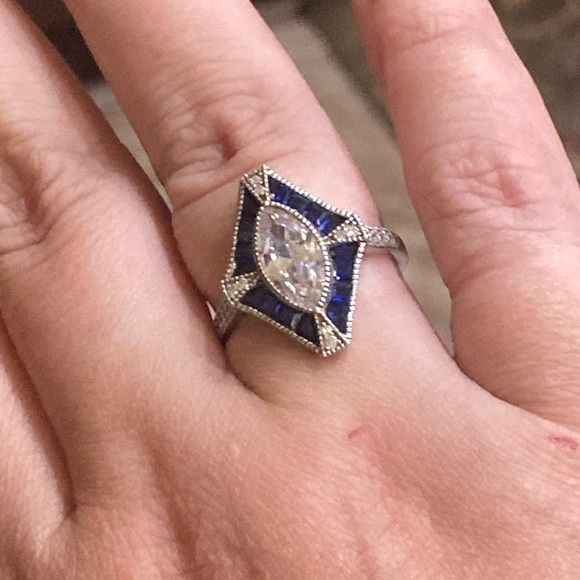 Blue & White Ring - Picture 9 of 14